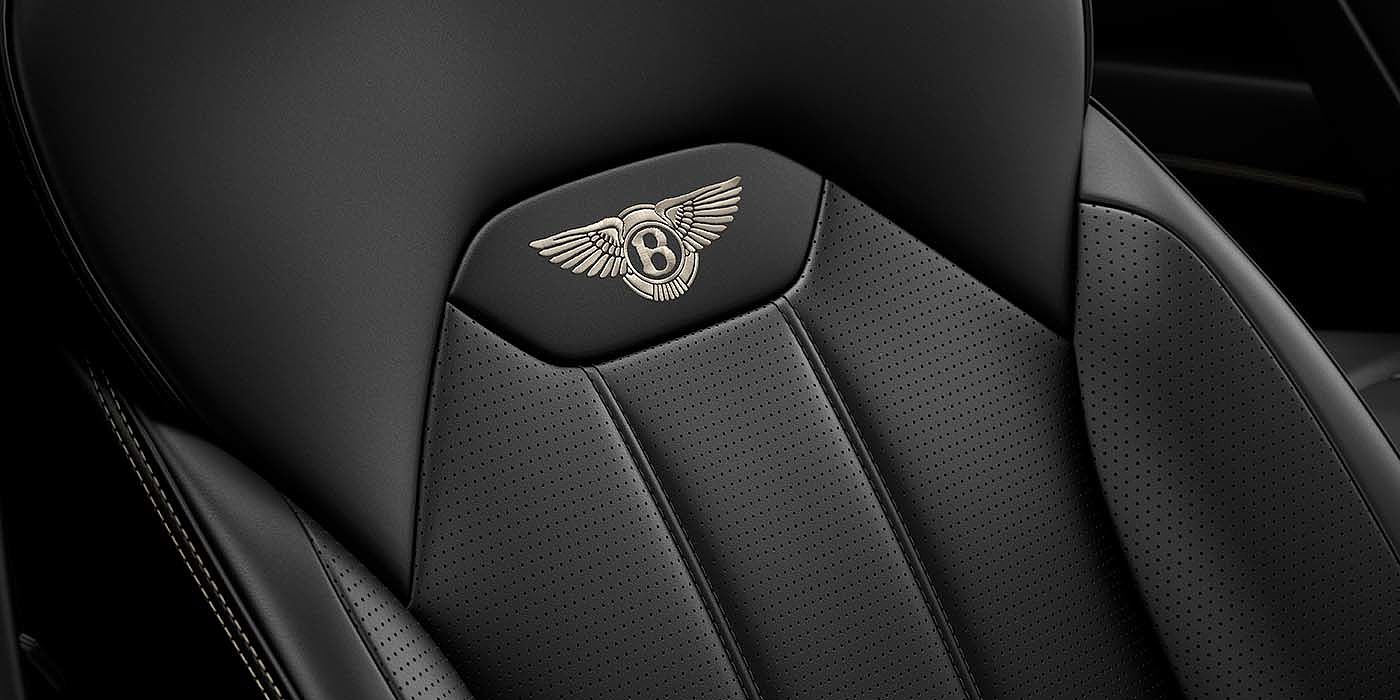 Exclusive Cars Vertriebs GmbH Bentley Bentayga EWB SUV Beluga black leather seat detail
