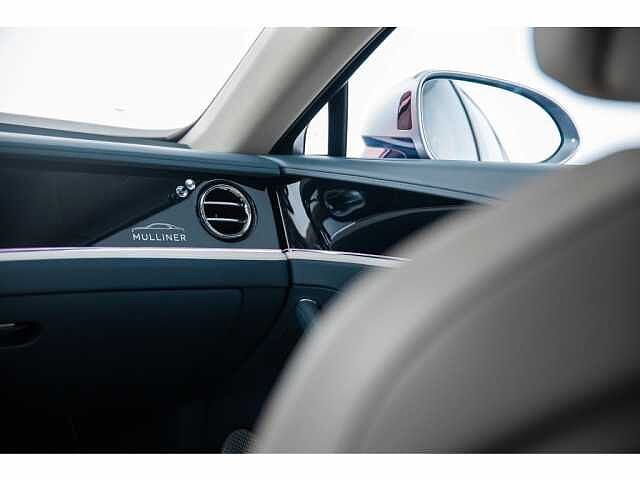 32:Bentley Flying Spur Mulliner V8 Hybrid, Saloon, Light Sapphire, Exclusive Cars Vertriebs GmbH