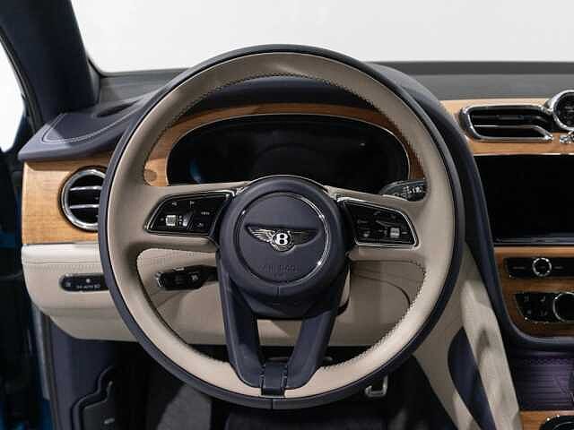 19:Bentley Bentayga Azure V6 Hybrid, SUV, Topaz Blue, Exclusive Cars Vertriebs GmbH