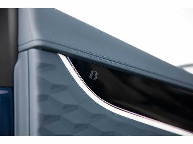 34:Bentley Flying Spur Mulliner V8 Hybrid, Saloon, Light Sapphire, Exclusive Cars Vertriebs GmbH