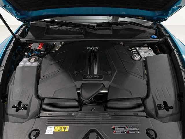 24:Bentley Bentayga Azure V6 Hybrid, SUV, Topaz Blue, Exclusive Cars Vertriebs GmbH