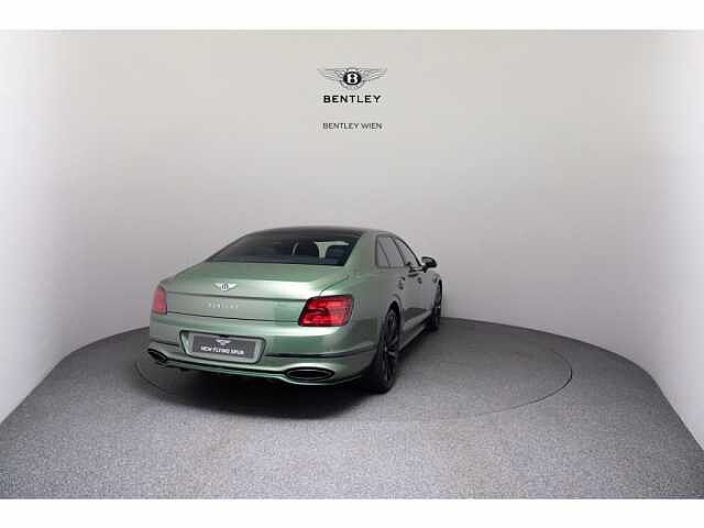 42:Bentley Flying Spur Speed V8 Hybrid, Saloon, Alpine Green, Exclusive Cars Vertriebs GmbH