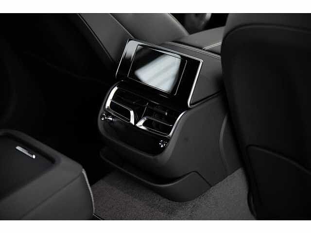 32:Bentley Flying Spur Speed V8 Hybrid, Saloon, Alpine Green, Exclusive Cars Vertriebs GmbH