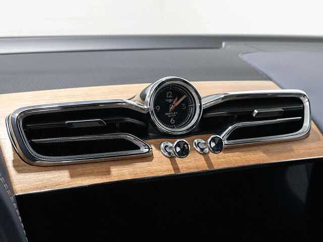 22:Bentley Bentayga Azure V6 Hybrid, SUV, Topaz Blue, Exclusive Cars Vertriebs GmbH