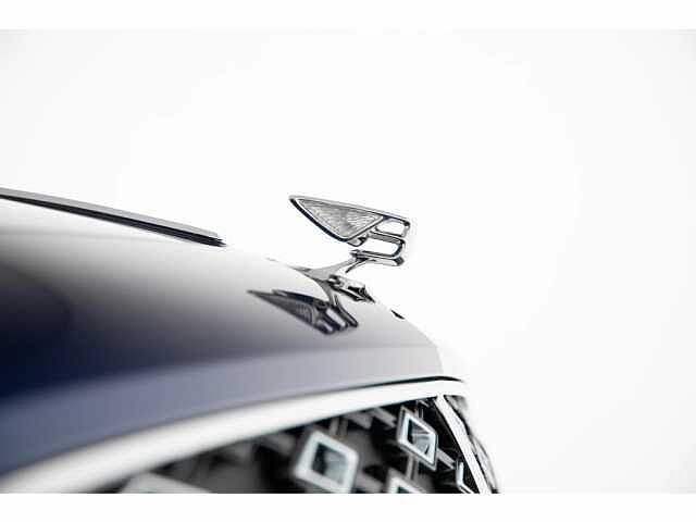 5:Bentley Flying Spur Mulliner V8 Hybrid, Saloon, Light Sapphire, Exclusive Cars Vertriebs GmbH