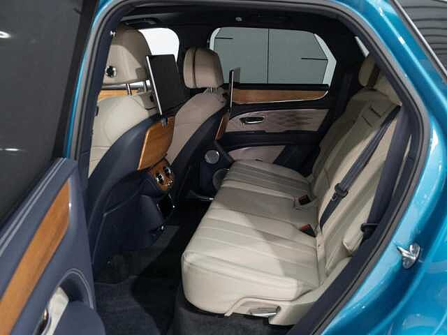 16:Bentley Bentayga Azure V6 Hybrid, SUV, Topaz Blue, Exclusive Cars Vertriebs GmbH