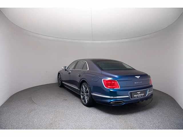 6:Bentley Flying Spur Mulliner V8 Hybrid, Saloon, Light Sapphire, Exclusive Cars Vertriebs GmbH