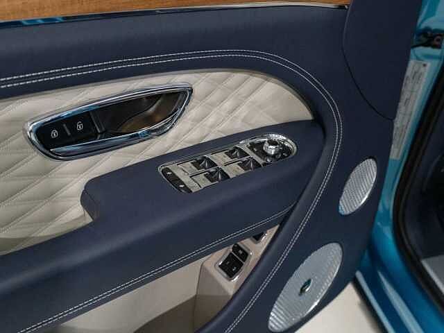 14:Bentley Bentayga Azure V6 Hybrid, SUV, Topaz Blue, Exclusive Cars Vertriebs GmbH
