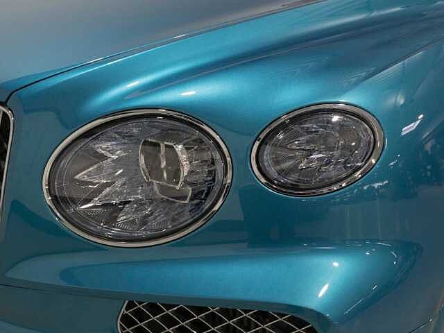 8:Bentley Bentayga Azure V6 Hybrid, SUV, Topaz Blue, Exclusive Cars Vertriebs GmbH