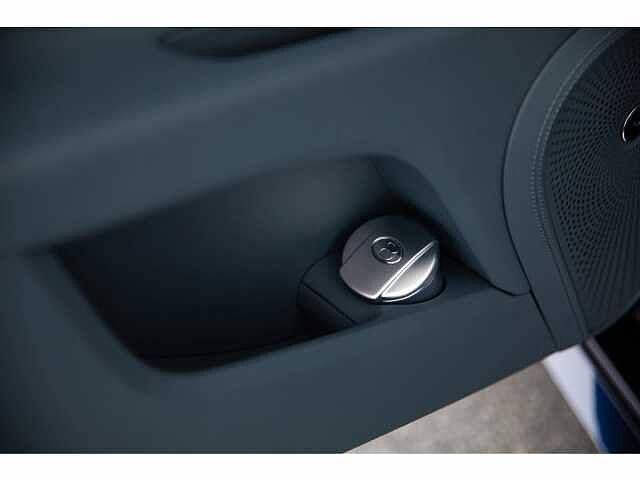 39:Bentley Flying Spur Mulliner V8 Hybrid, Saloon, Light Sapphire, Exclusive Cars Vertriebs GmbH