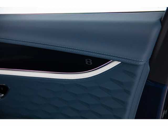 46:Bentley Flying Spur Mulliner V8 Hybrid, Saloon, Light Sapphire, Exclusive Cars Vertriebs GmbH