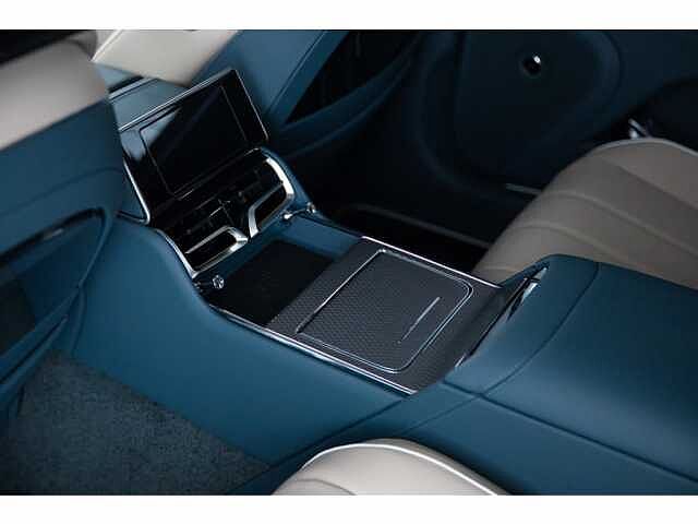 41:Bentley Flying Spur Mulliner V8 Hybrid, Saloon, Light Sapphire, Exclusive Cars Vertriebs GmbH